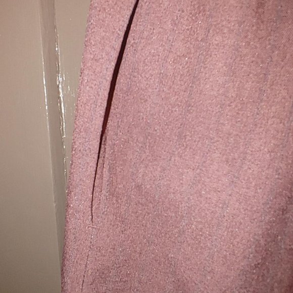 Womens, Burgundy Dress Pants size 14 100% Polyester pinstriping, pockets - Picture 4 of 5